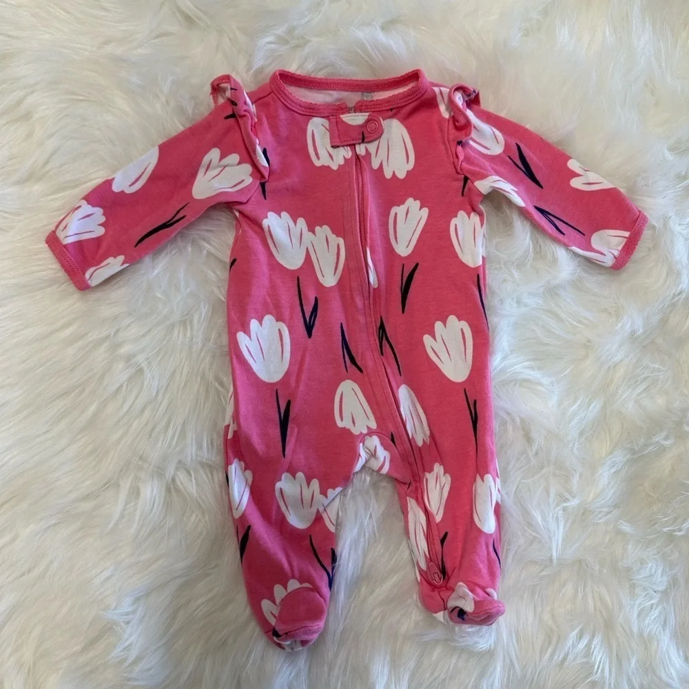 Carters play baby month